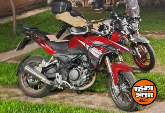 Motos - Benelli TRK 251 2024 Nafta 3500Km - En Venta