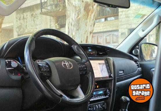 Camionetas - Toyota SW4 SRX 2021 Diesel 110000Km - En Venta