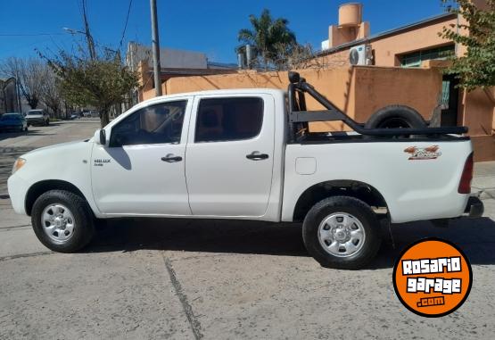 Camionetas - Toyota HILUX 2008 Diesel 390000Km - En Venta