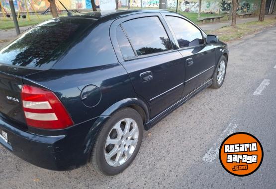 Autos - Chevrolet Astra GLS FULL 2010 GNC 207000Km - En Venta