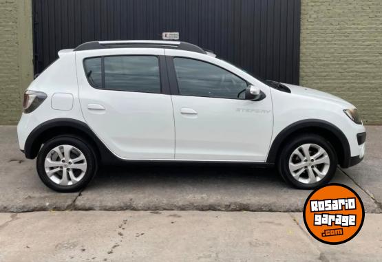 Autos - Renault Sandero stepway privilege 2017 Nafta 102000Km - En Venta