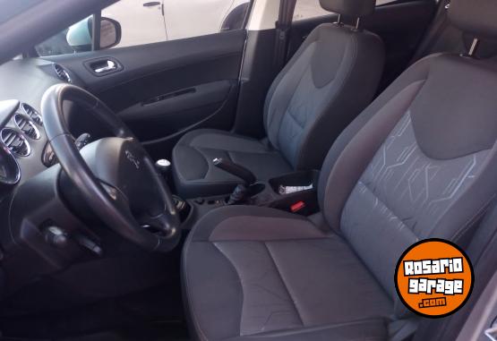 Autos - Peugeot 308 hdi 2017 Diesel 140000Km - En Venta