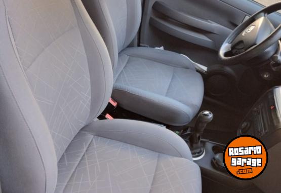 Autos - Volkswagen SURAN 1.6 2008 Nafta 143000Km - En Venta