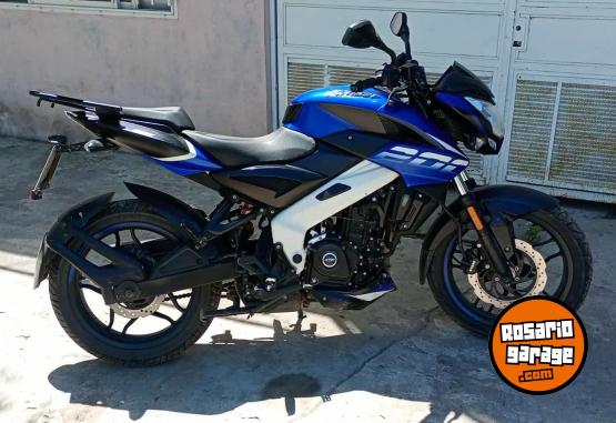 Motos - Bajaj Rouser 2023 Nafta 24000Km - En Venta
