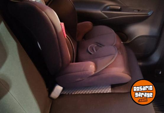 Art�culos para beb� - SILLA y BOOSTER PARA BEB� 3en1 marca FISHER PRICE excelente - En Venta