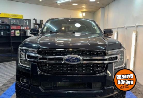 Camionetas - Ford Xlt 2023 Diesel 32000Km - En Venta