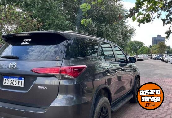 Camionetas - Toyota Sw4 2019 Diesel 120000Km - En Venta