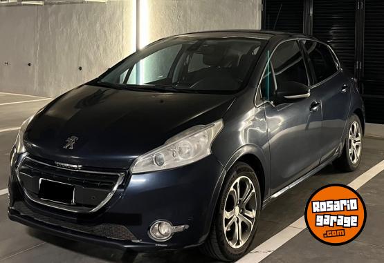 Autos - Peugeot 208 feline 2014 Nafta 195000Km - En Venta