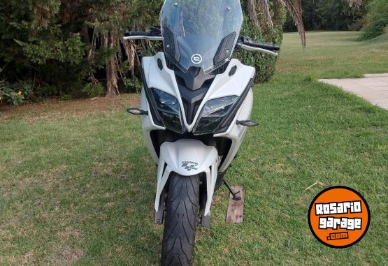 Motos - CF GT 650 2024 Nafta 2600Km - En Venta