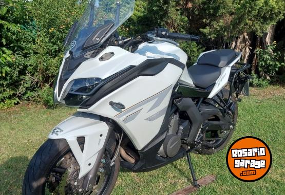 Motos - CF GT 650 2024 Nafta 2600Km - En Venta