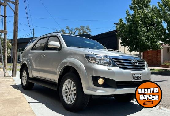 Camionetas - Toyota SW4 3.0 TDI 5 A/T 7 AS 2013 Diesel 249000Km - En Venta