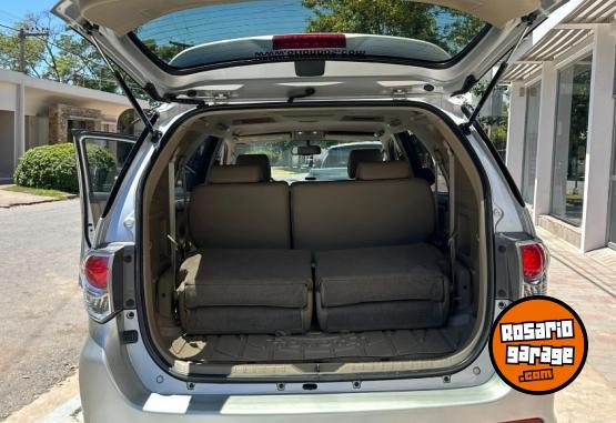 Camionetas - Toyota SW4 3.0 TDI 5 A/T 7 AS 2013 Diesel 249000Km - En Venta