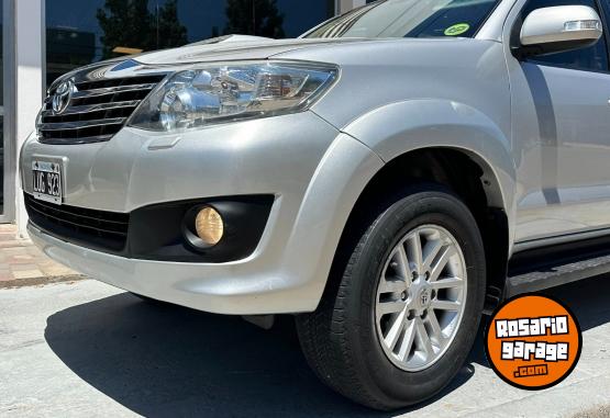 Camionetas - Toyota SW4 3.0 TDI 5 A/T 7 AS 2013 Diesel 249000Km - En Venta