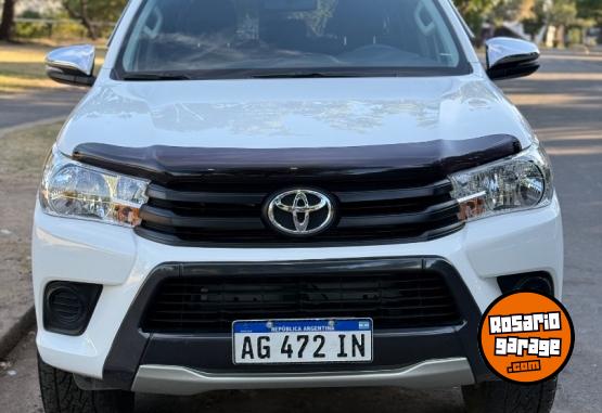 Camionetas - Toyota Hilux 2024 Diesel 6800Km - En Venta