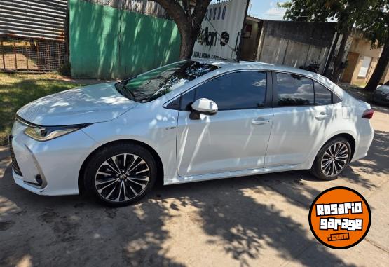 Autos - Toyota Corolla SEG 2024 Nafta 26000Km - En Venta
