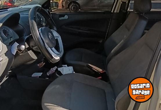 Autos - Volkswagen Gol trend 2010 Nafta 137000Km - En Venta