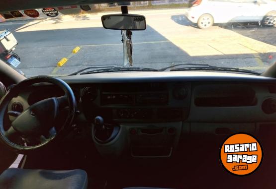 Utilitarios - Renault Master 2.5 DCI 2010 Diesel 375000Km - En Venta