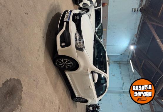 Autos - Toyota Etios XLS 2020 Nafta 117000Km - En Venta
