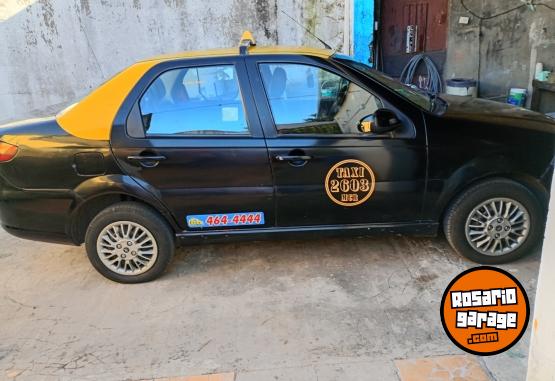 Autos - Fiat SIENA EL 2013 GNC 300000Km - En Venta