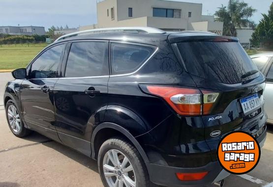 Autos - Ford Ford Kuga 2017 4X2 2017 Nafta 125000Km - En Venta