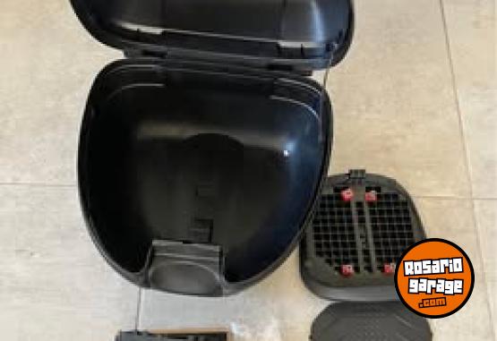 Accesorios para Motos - Ba�l para moto Shad SH26 - En Venta