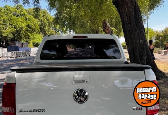 Camionetas - Volkswagen Amarok Trendline 2015 Diesel 168000Km - En Venta