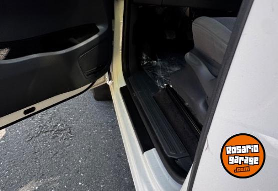 Camionetas - Volkswagen Amarok Trendline 2015 Diesel 168000Km - En Venta