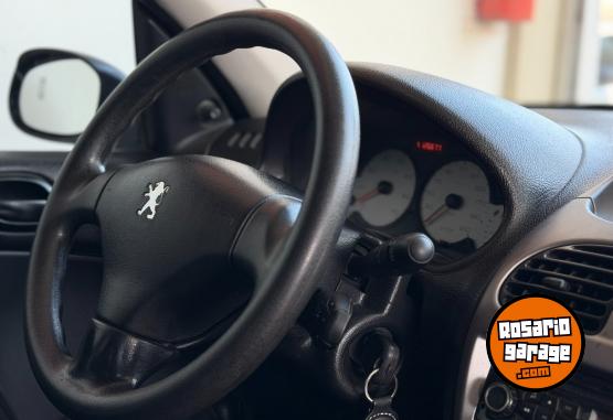 Autos - Peugeot 206 Allure 1.4 2013 Nafta 126000Km - En Venta