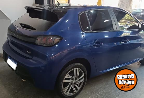Autos - Peugeot 208 Felini 2021 Nafta 79000Km - En Venta
