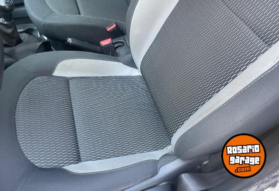 Autos - Citroen C3 2015 GNC 142000Km - En Venta