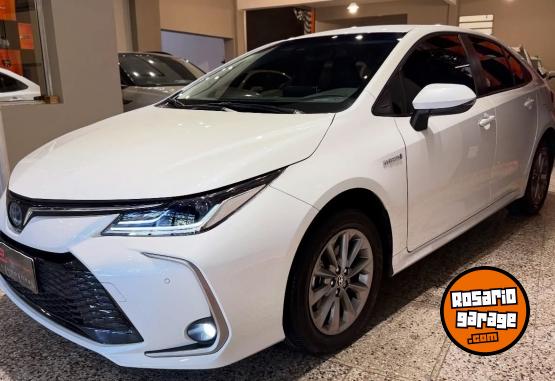 Autos - Toyota TOYOTA COROLLA XEI HEV 2024 Electrico / Hibrido 11000Km - En Venta