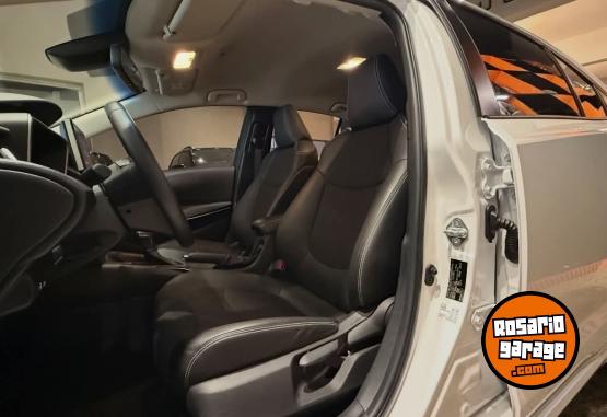 Autos - Toyota TOYOTA COROLLA XEI HEV 2024 Electrico / Hibrido 11000Km - En Venta