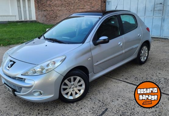 Autos - Peugeot 207 2012 Diesel 150000Km - En Venta