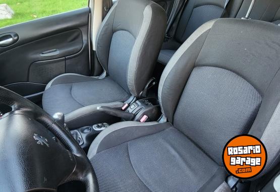 Autos - Peugeot 207 2012 Diesel 150000Km - En Venta