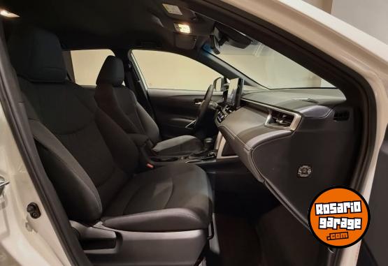 Autos - Toyota COROLLA CROSS XEI HEV 2026 Electrico / Hibrido 0Km - En Venta