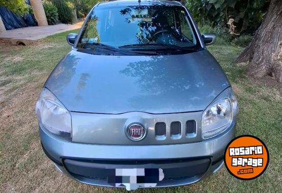 Autos - Fiat UNO ATTRACTIVE 2011 Nafta 126000Km - En Venta