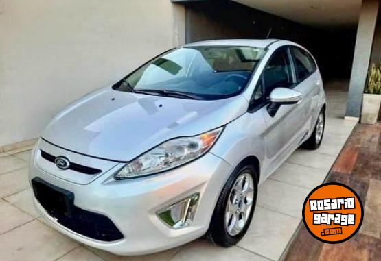 Autos - Ford Fiesta Titanium 2013 GNC  - En Venta