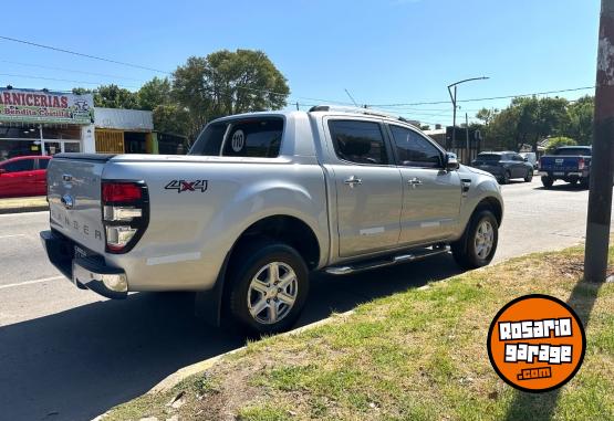 Camionetas - Ford Ranger Limited 3.2 4x4 2014 Diesel 145000Km - En Venta