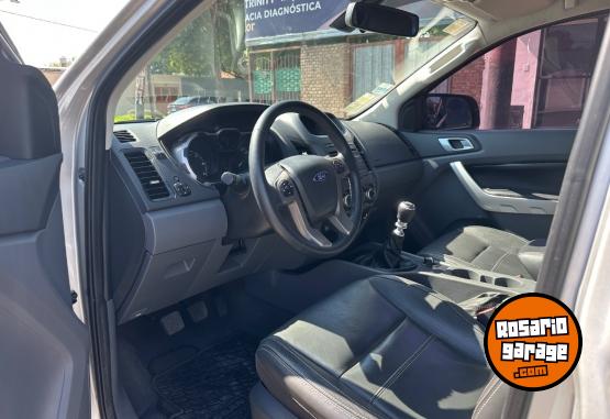 Camionetas - Ford Ranger Limited 3.2 4x4 2014 Diesel 145000Km - En Venta