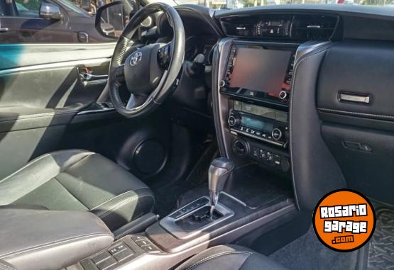 Camionetas - Toyota SW4 SRX 2021 Diesel 160000Km - En Venta