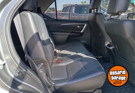 Camionetas - Toyota SW4 SRX 2021 Diesel 160000Km - En Venta