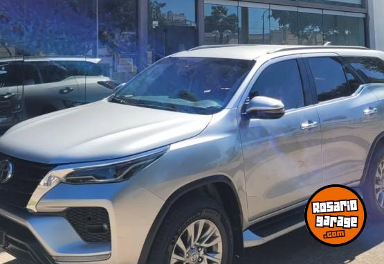 Camionetas - Toyota SW4 SRX 2021 Diesel 160000Km - En Venta