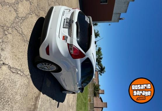 Autos - Ford fiesta 2014 Nafta 125000Km - En Venta