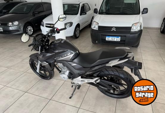 Motos - Honda Cb Twister 250cc 2022 Nafta 13000Km - En Venta