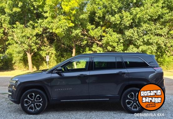 Camionetas - Jeep COMMANDER 2024 Diesel 20000Km - En Venta