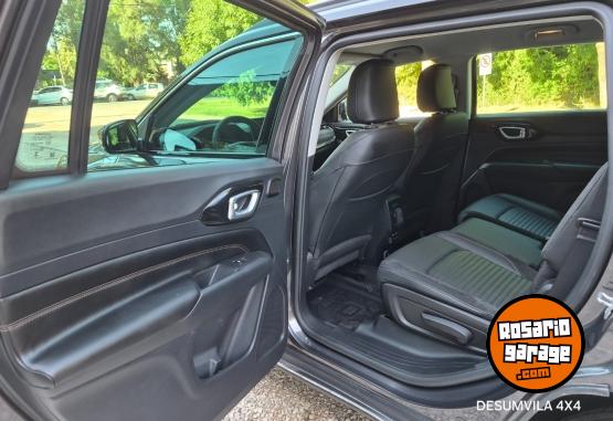 Camionetas - Jeep COMMANDER 2024 Diesel 20000Km - En Venta