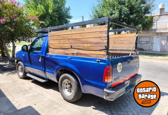 Camionetas - Ford F100 2000 Diesel 655000Km - En Venta