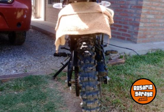 Motos - Motomel Skua 125 xtreme 2019 Nafta 7900Km - En Venta