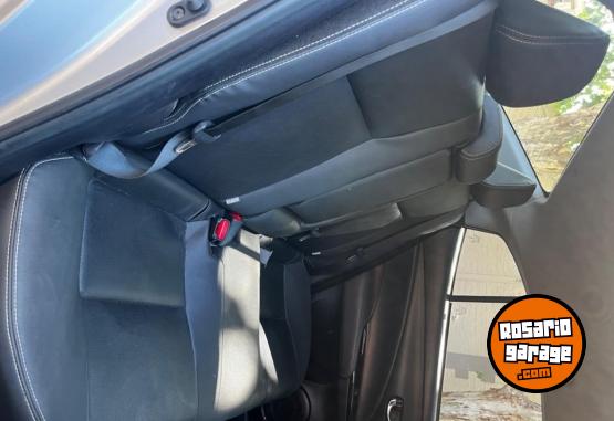 Autos - Toyota Yaris 2021 Nafta 101000Km - En Venta