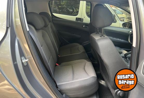 Autos - Peugeot 308 Allure Nav 2013 Nafta 126000Km - En Venta